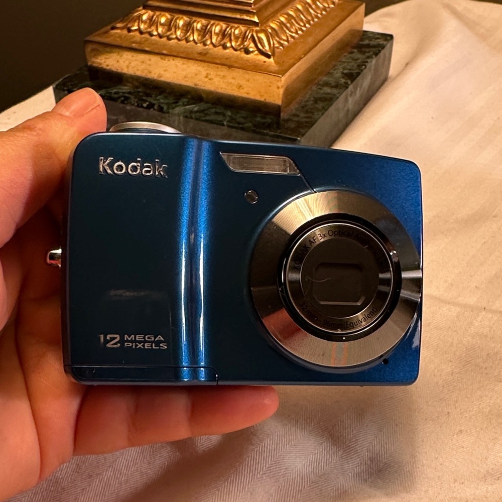 Kodak Compact Digital Camera in Blue with Silver Trim